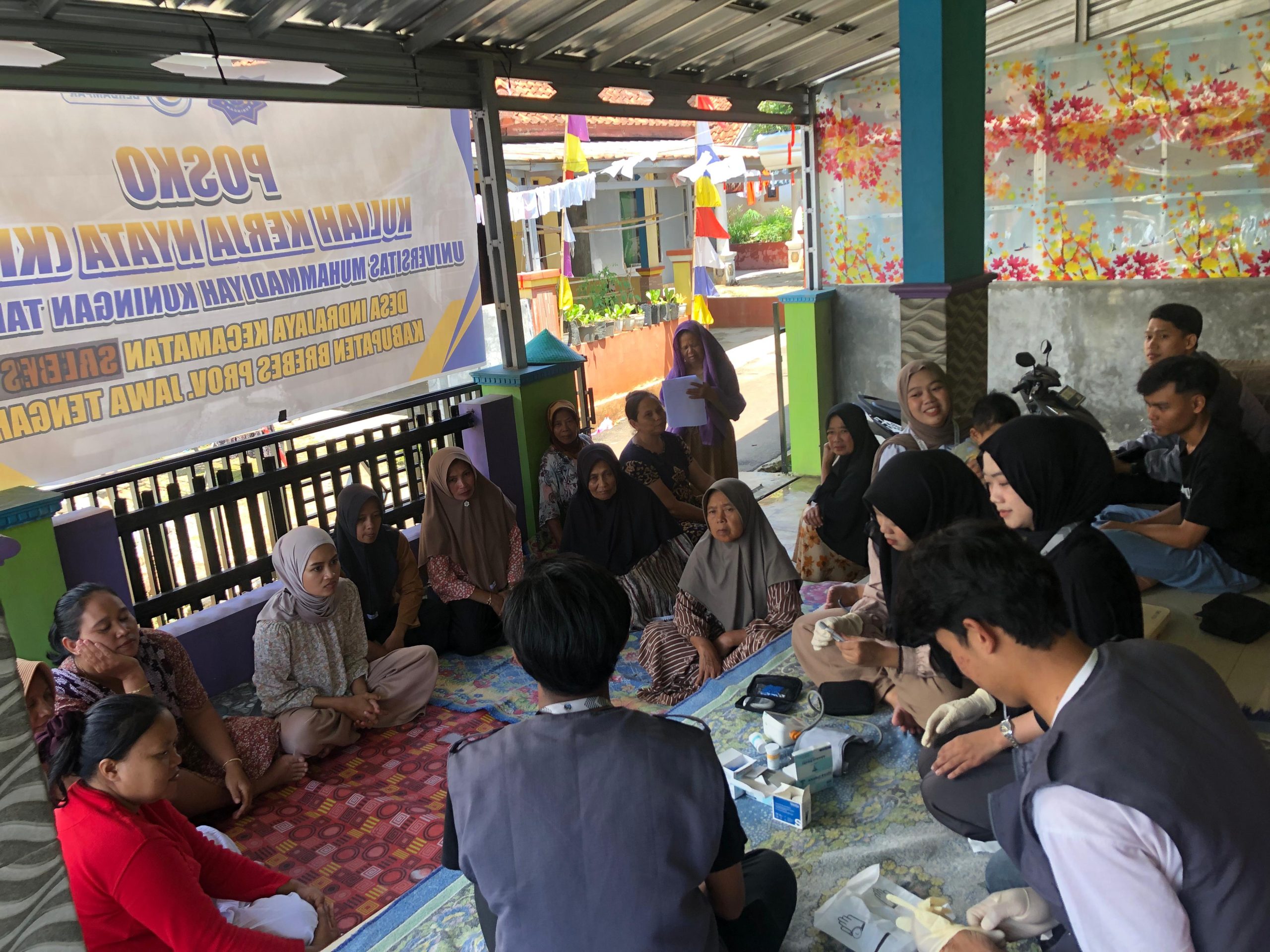 Mahasiswa Kuliah Kerja Nyata (KKN) Universitas Muhammadiyah Kuningan (Dok. Ist)