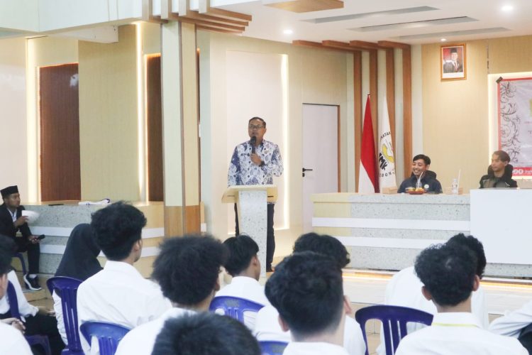 Orientasi Anggota Baru Ikatan Mahasiswa Kuningan (IMK) Wilayah Cirebon periode 2024-2025. (Foto: Dok.IKP)