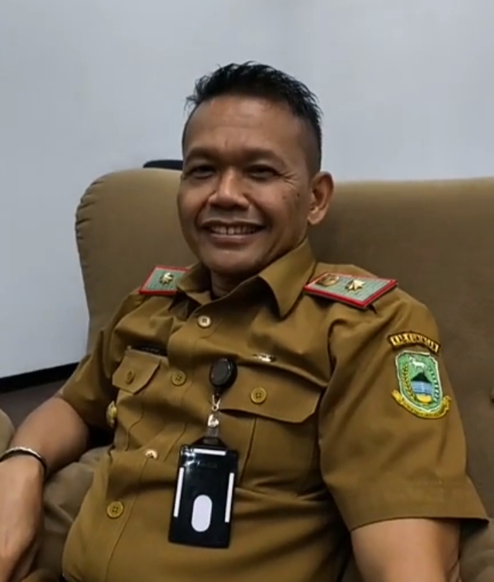 Kepala Badan Pengelola Keuangan dan Aset Daerah (BPKAD) Kabupaten Kuningan, H. Deden Kurniawan Sopandi, Aks, SE, M.Si, CFrA, QRMP. (Dok. Ahmad R)