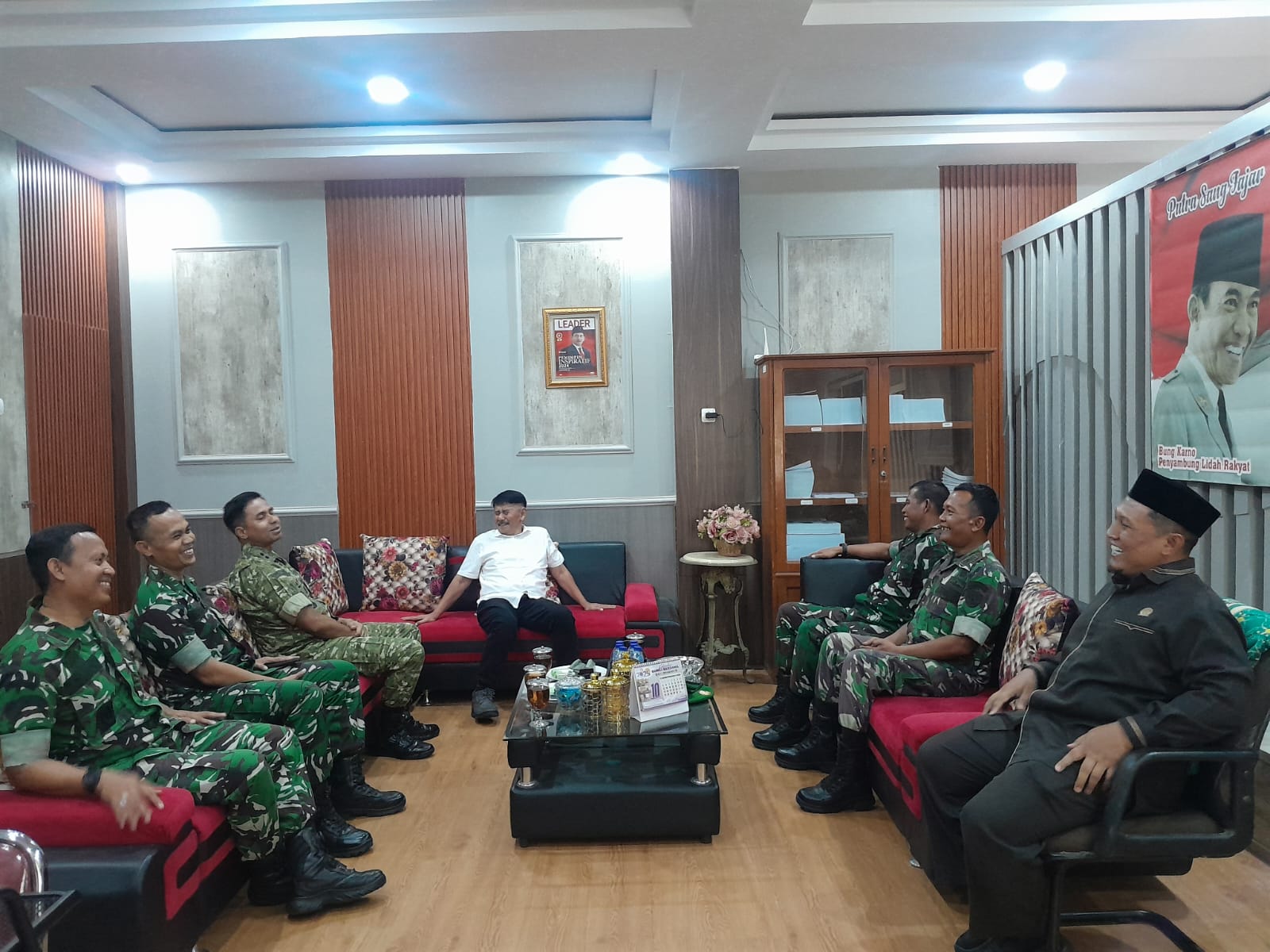 Silaturahmi Dandim 0615/ Kuningan dengan Forkopimda. (Foto: dok. kodim/k1)