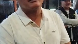 Bupati Kuningan, Dr. Dian Rachmat Yanuar, M.Si usai penyaluran stimulan bagi 367 PKL di kawasan PUSPA. (Foto: dok. ist)