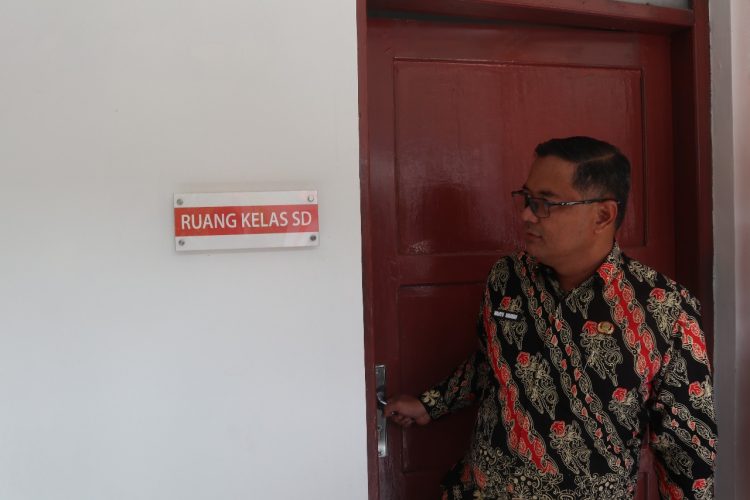 Pj. Sekretaris Daerah Kabupaten Kuningan, Dr. Wahyu Hidayah, M.Si. (Foto: dok.humas)