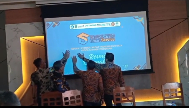 Peluncuran Disdikbud Smart Service DSS. (Foto: dok. ist/k1)