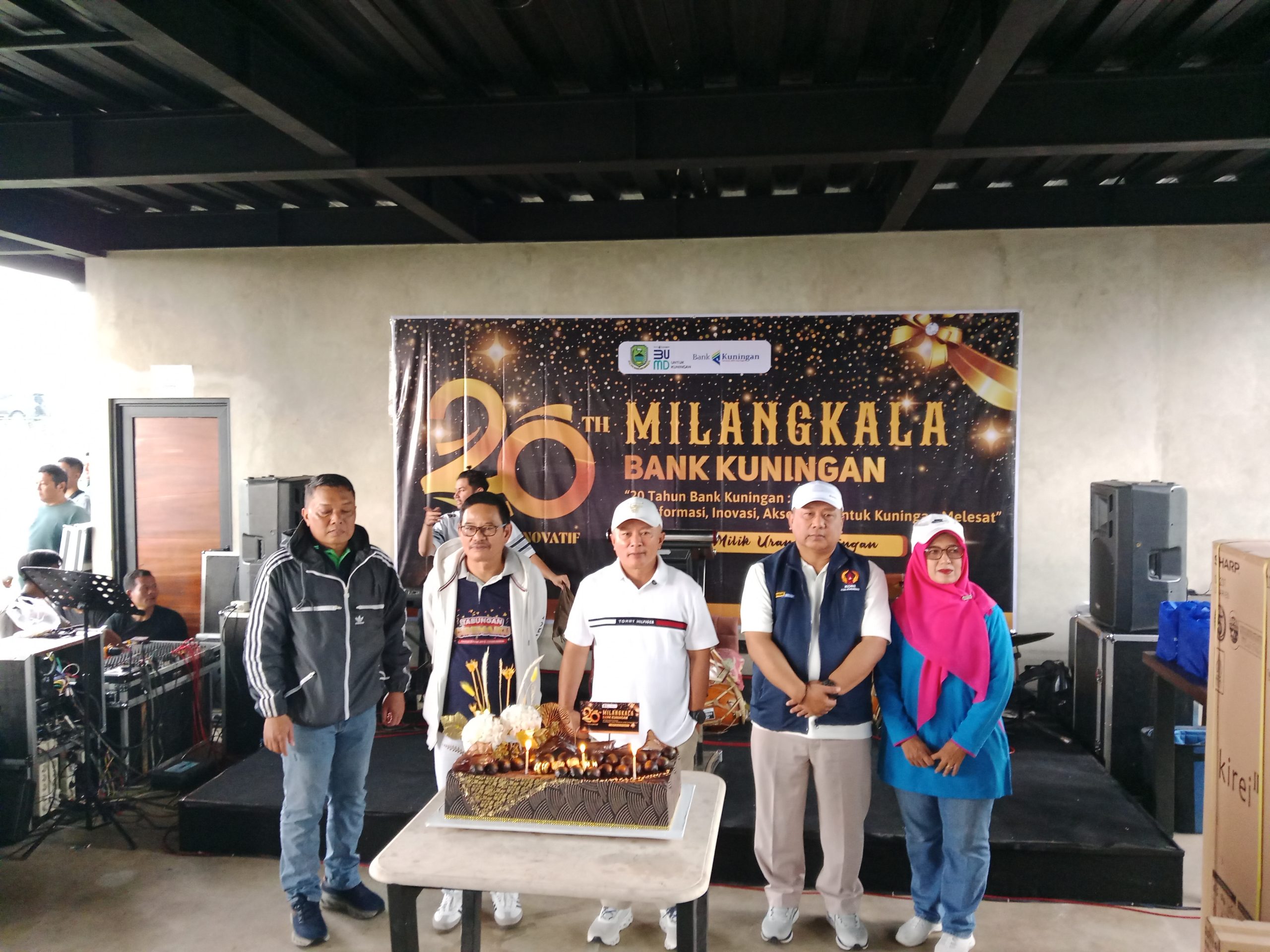 Perayaan HUT ke-20 Bank Kuningan (foto: dok. Ist/tohirin)