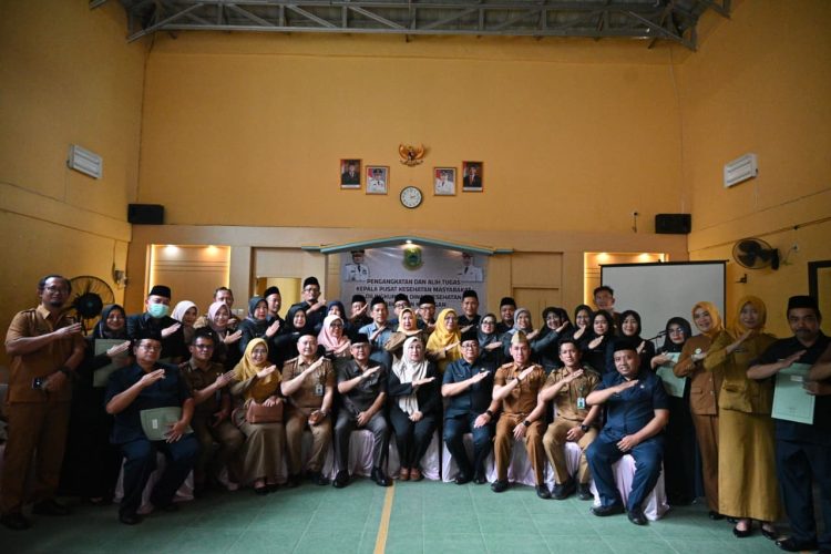 Kegiatan rotasi Kepala Puskesmas lingkup Dinas Kesehatan Kabupaten Kuningan. (Foto: dok. humas/k1)