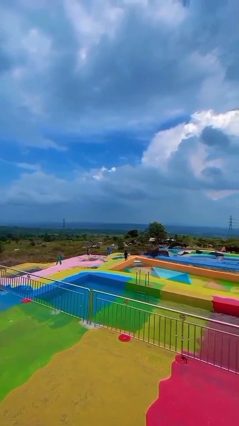 Bumi pelangi Jalaksana (foto:dok. ist/tohirin)