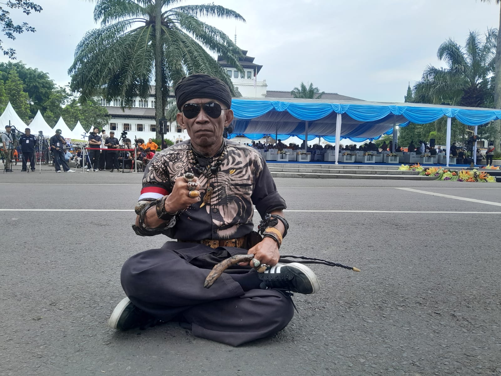 Abah Bahar pembina Aliansi Sunda Ngahiji (foto:dok. bahar/tohirin)