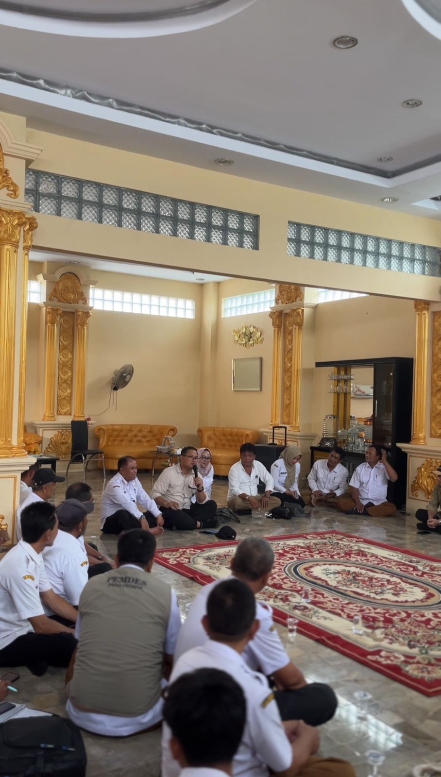 Dr. Wahyu Hidayah, Kepala Diskatan Kuningan, menyampaikan arahan penguatan penyuluhan pertanian pasca Inpres Nomor 3 Tahun 2025 (foto:dok. diskatan/tohirin)