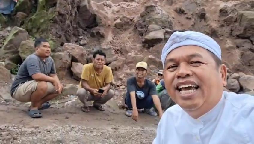 Dedi Mulyadi sidak mendadak tambang batu di Gunung Ciremai (foto.dok. g1jbr/tohirin)