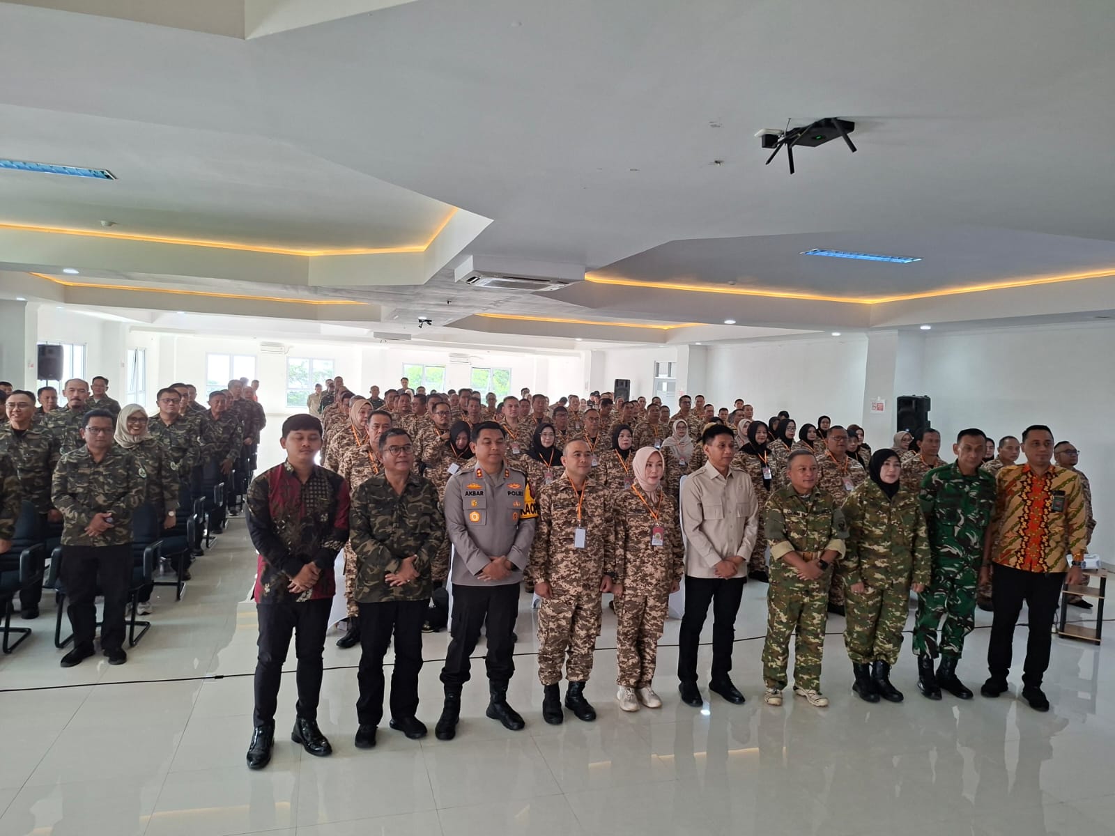 Foto bersama Retret (foto:dok. ist/tohirin)