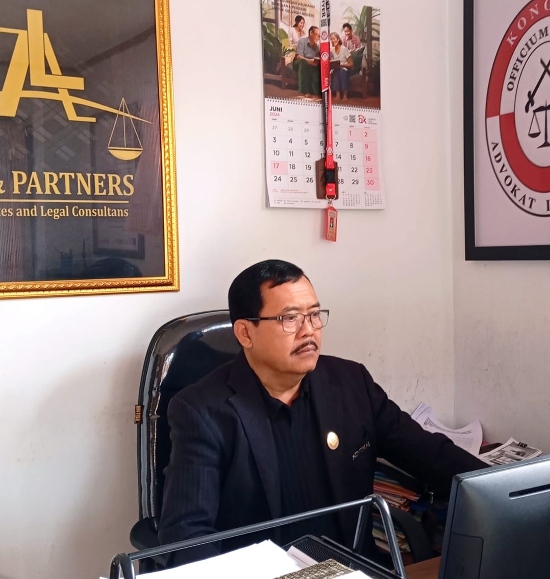 Praktisi Hukum Kabupaten Kuningan, Abdul Latif Usman, SH. (Foto: dok. ist)