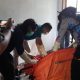 Evakuasi pria meninggal di Luragung landeuh (foto:dok. ist/tohirin)