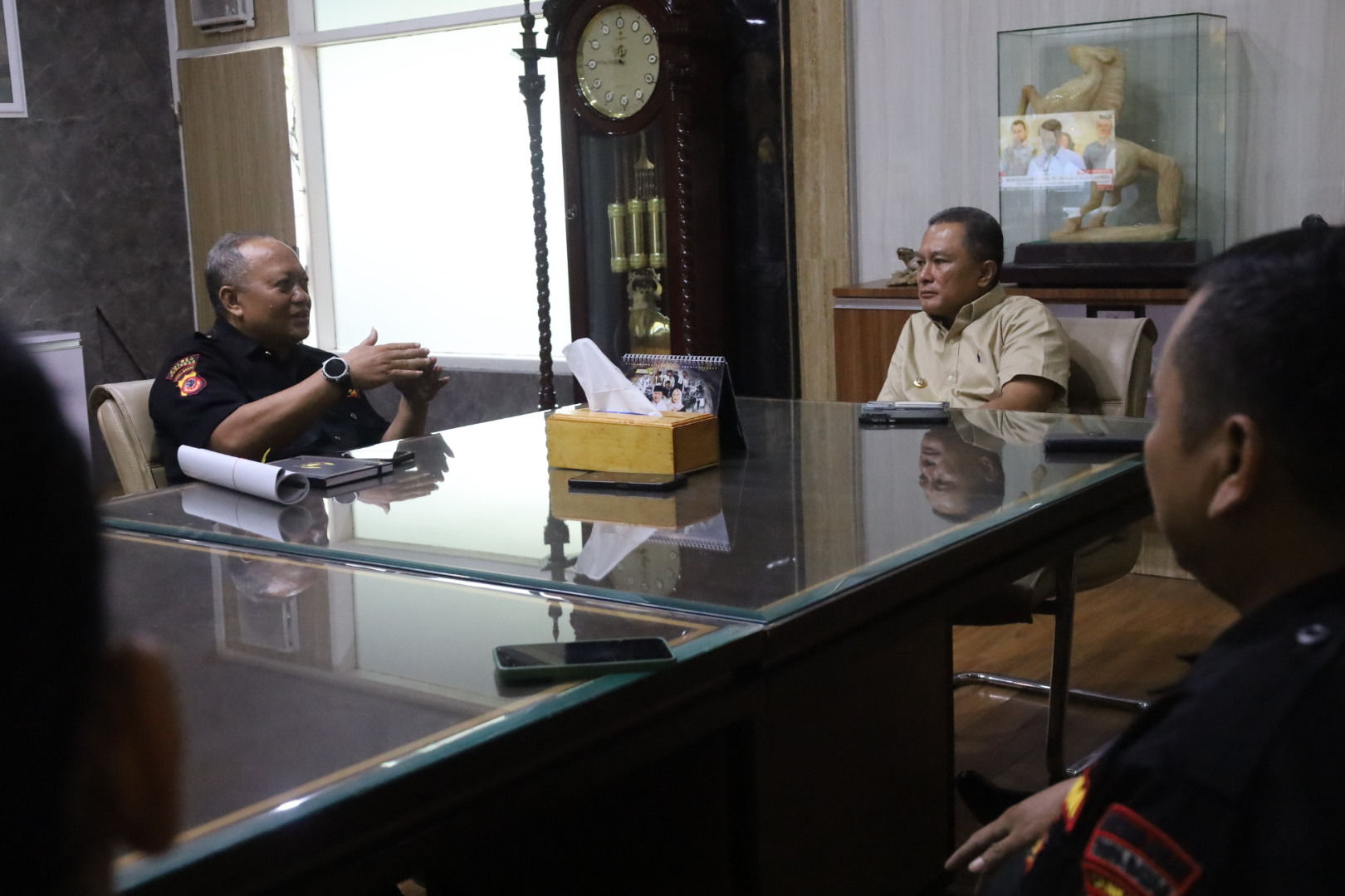 Senkom kuningan audiensi bersama bupati Kuningan(foto:dok. pemoab/tohirin)
