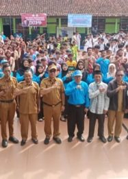 Foto bersama pembukaan Gebyar Neslan 2026(foto:dok. kemenag/tohirin)