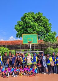 Selebrasi SDN Buniasih usai sabet gelat Juara 3(foto:dok. ist/tohirin)