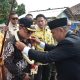 Bupati kuningan di sambut di milangkala Cikandang (foto:dok. ist/tohirin)