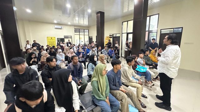 Suasana ruang tunggu pengambilan SKCK di polres Kuningan (foto:dok ist/tohirin)