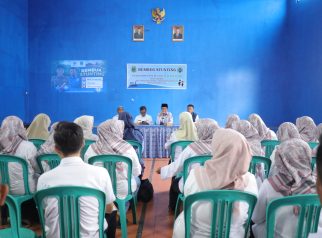 Peserta Rembuk Stunting 2026 Desa Padarek saat membahas strategi percepatan penurunan angka stunting di Aula Kantor Desa Padarek (foto:dok ist/tohirin)