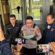 Wakapolres Kuningan, Kompol Eryda Kusumah, yang mewakili Kapolres Kuningan AKBP M Ali Akbar, didampingi oleh Kasat Reskrim AKP Abdul Aziz, dan Kasi Humas AKP Mugiyono saat menggelar konferensi pers di Mapolres Kuningan pada Kamis (4/6/2026). (Foto: dok. satreskrim)