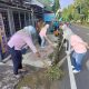 Diskominfo melakukan agenda bersih bersih di hari lingkungan se-Dunia (foto:dok pemkab)