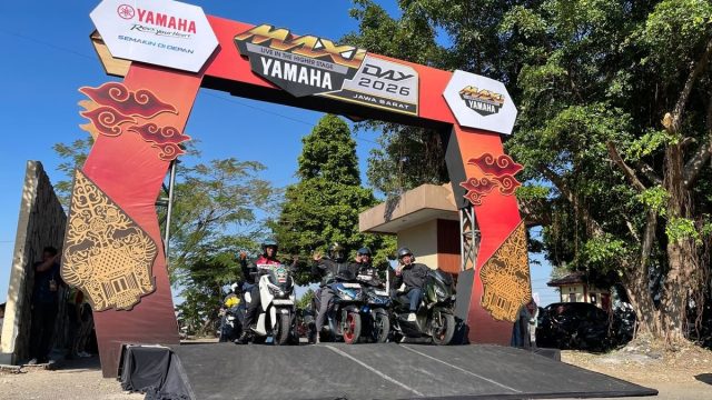 Sebanyak 840 rider dari berbagai daerah di Jawa Barat memadati kawasan kaki Gunung Ciremai dalam gelaran MAXi Yamaha Day 2026 di Kabupaten Kuningan, mengusung semangat "More Than Ride". (Dok. Kompas)