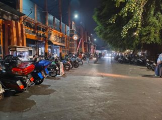 Night vibes di depan Stadion Mashud Wisnusaputra Kuningan. (Dok. Ist)